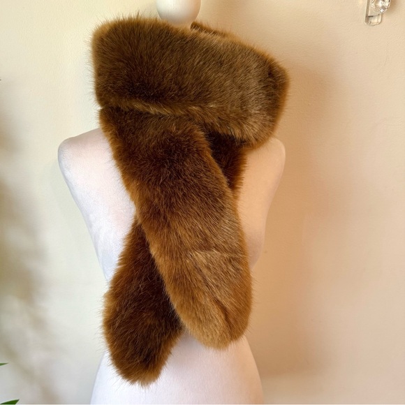 Faux Fur Scarf - Picture 4 of 4